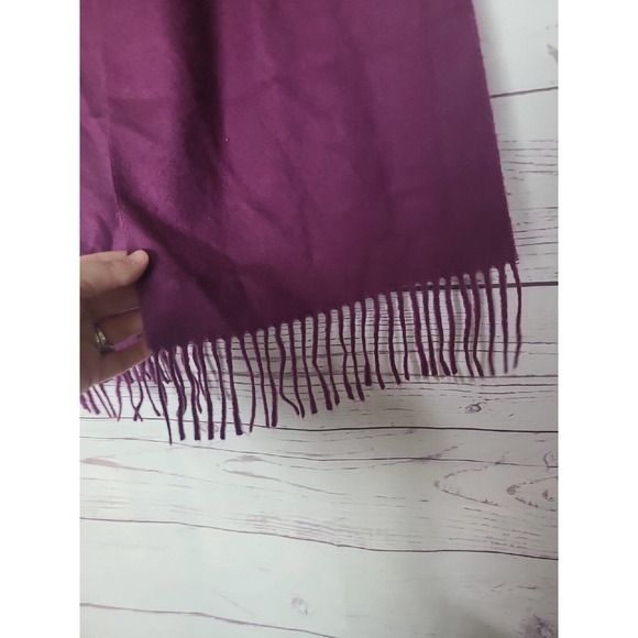 Vintage Christian Dior Echarpes Purple Cashmaire 100% Acrylic Fringe Scarf - Picture 2 of 3